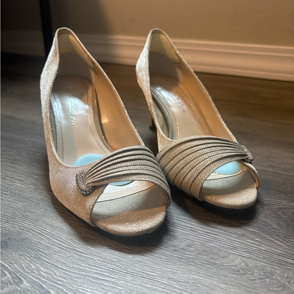 Caparros Glitter Peep-Toe Pumps in Champagne silver